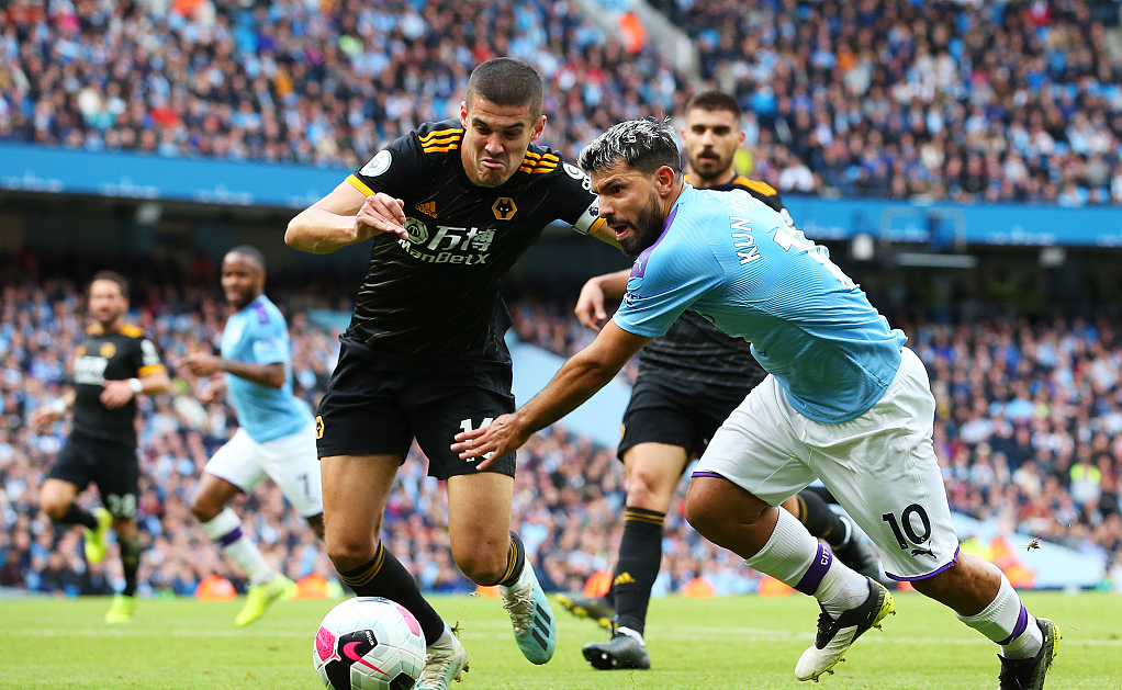 狼队新援展现实力,助球队战胜强敌队员